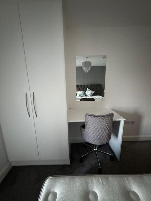 Luxury 2 Bed Fully Equipped City Centre Apartment Cork Exterior photo